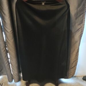 Rachel Zoe Classic Black Midi Skirt